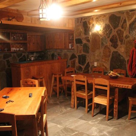 Sunny Hotel Mestia Luaran gambar