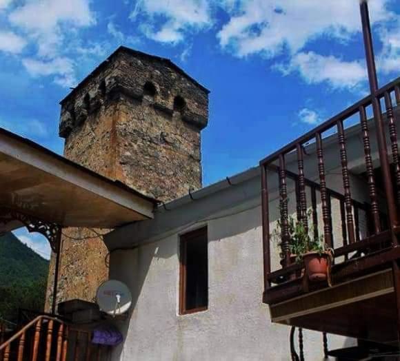 Sunny Hotel Mestia Luaran gambar