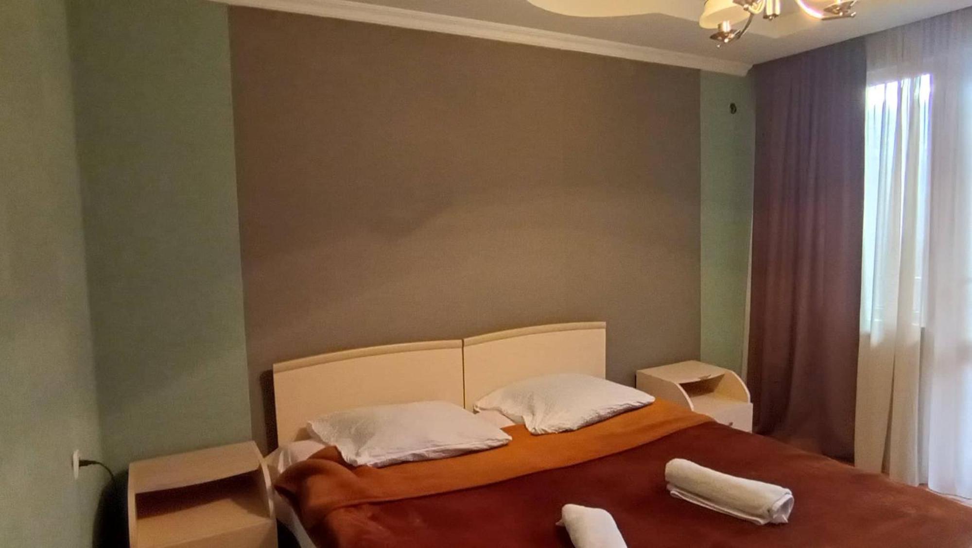 Sunny Hotel Mestia Luaran gambar